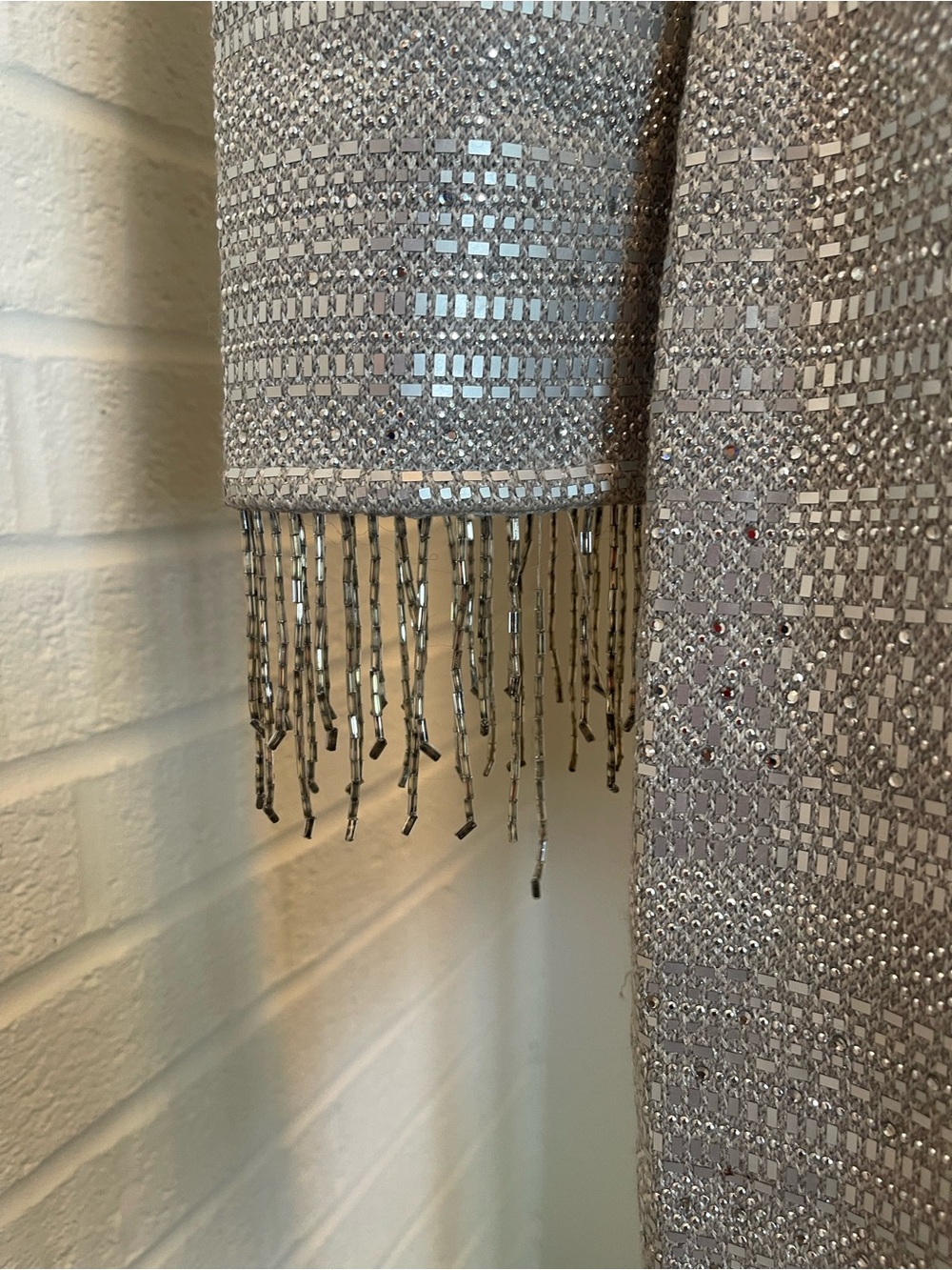 St. John Couture Silver Metallic Knit Fringe Cocktail Dress Size 2 - Picture 8 of 10